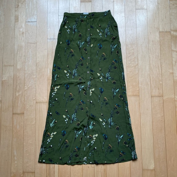 hinge Dresses & Skirts - NWOT Nordstrom Hinge floral maxi skirt